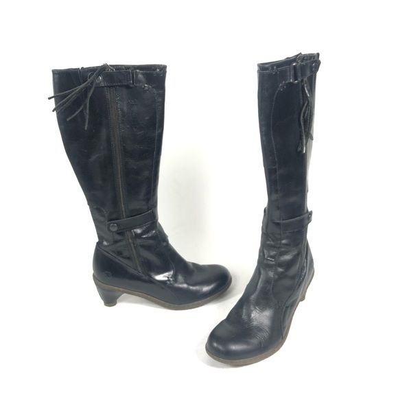 Dr. Martens Shoes - Dr. Martens black leather heel knee high boots 38